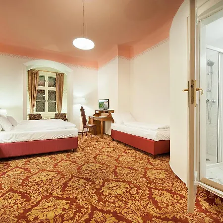 Ea Zamecky Hotell