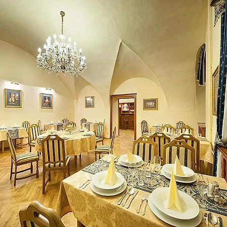 Ea Zamecky Hotel 4*