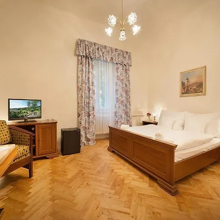 Hotel Ea Zamecky 4*