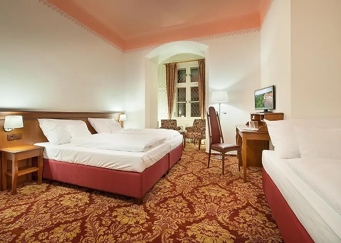 Hotel Ea Zamecky 4*