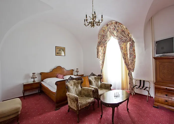 Hotel Ea Zamecky 4*