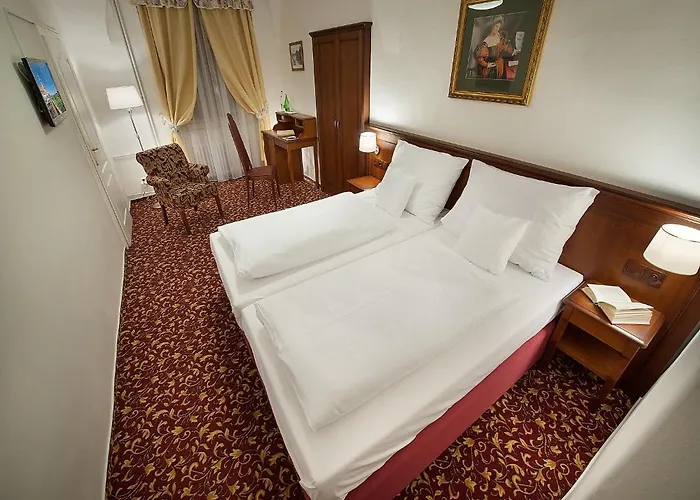 Ea Zamecky 4* Hrubá Skála